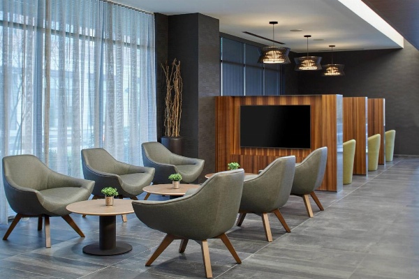 Courtyard by Marriott Baltimore Downtown/McHenry Row image 3